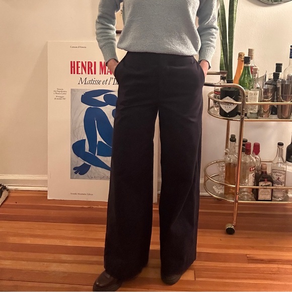 Chic Navy Wide-Leg Trousers - Picture 1 of 4